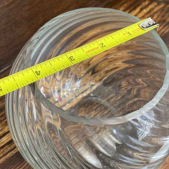 Handmade nuvalo twisted optic Italy vase by IVV - Picture 3 of 5